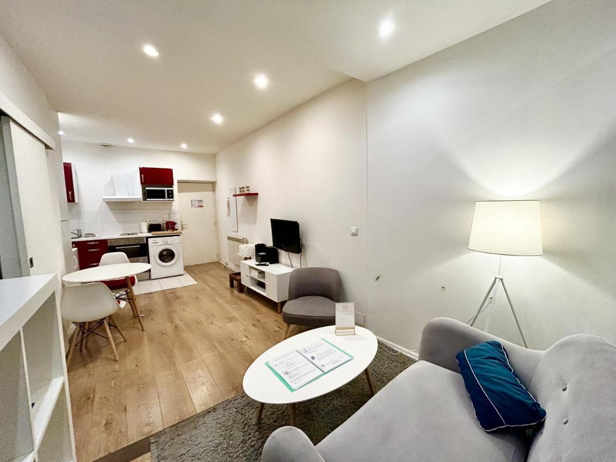 Aparthotel Riviera - Old Town - 2 Minutes Promenade Des Anglais Et Plage - Charmant Appartement 2 Pieces Ac - Chateau 2 Nisa Exterior foto